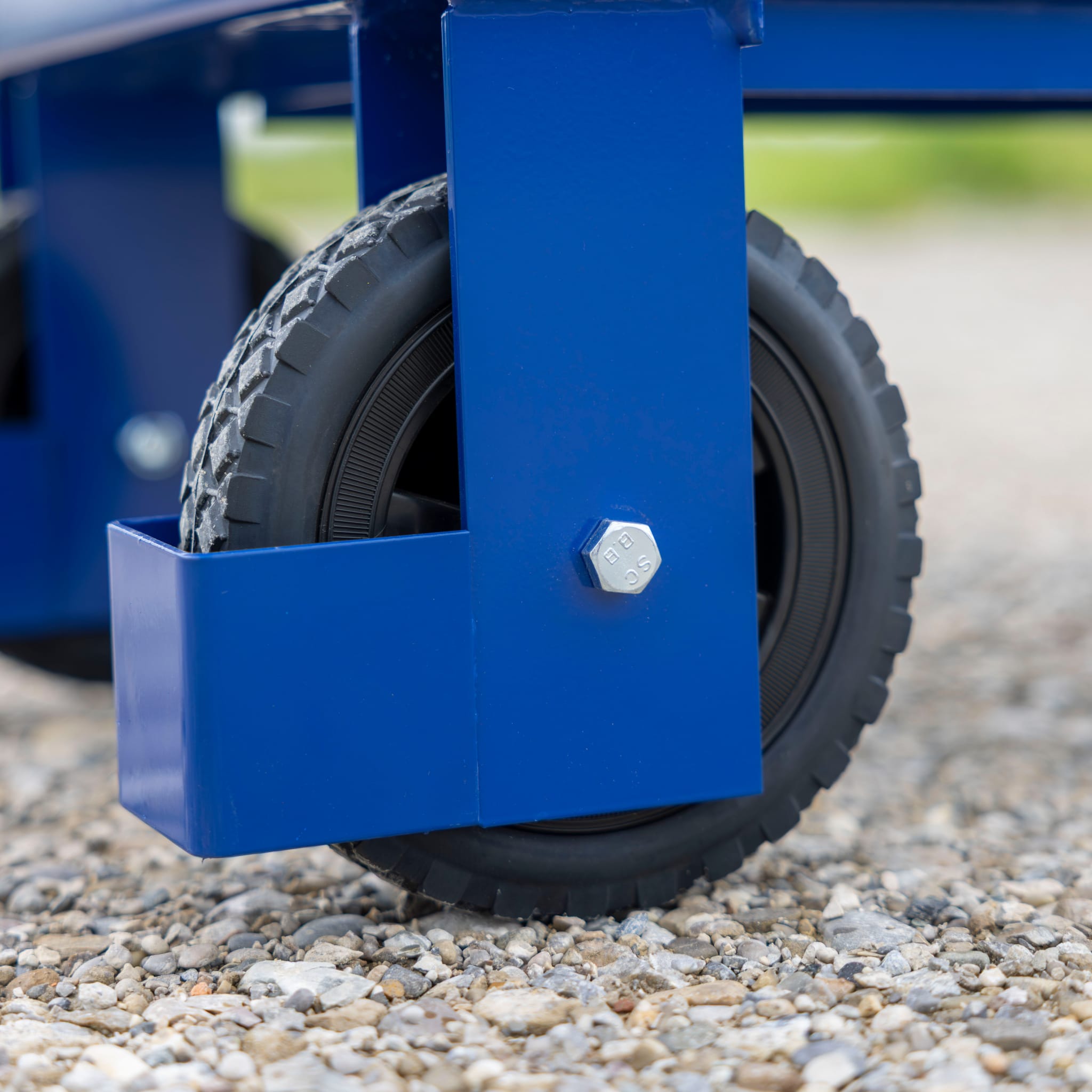Table élévatrice mobile tout-terrain XOFFROAD pour 200 kg