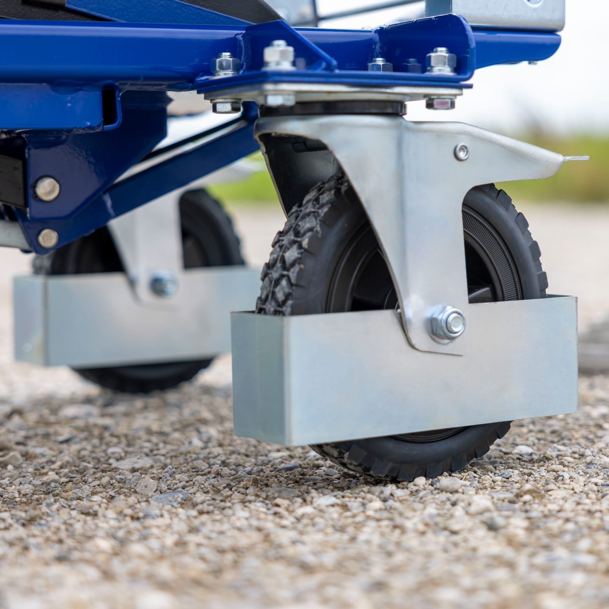 Table élévatrice mobile tout-terrain XOFFROAD pour 200 kg