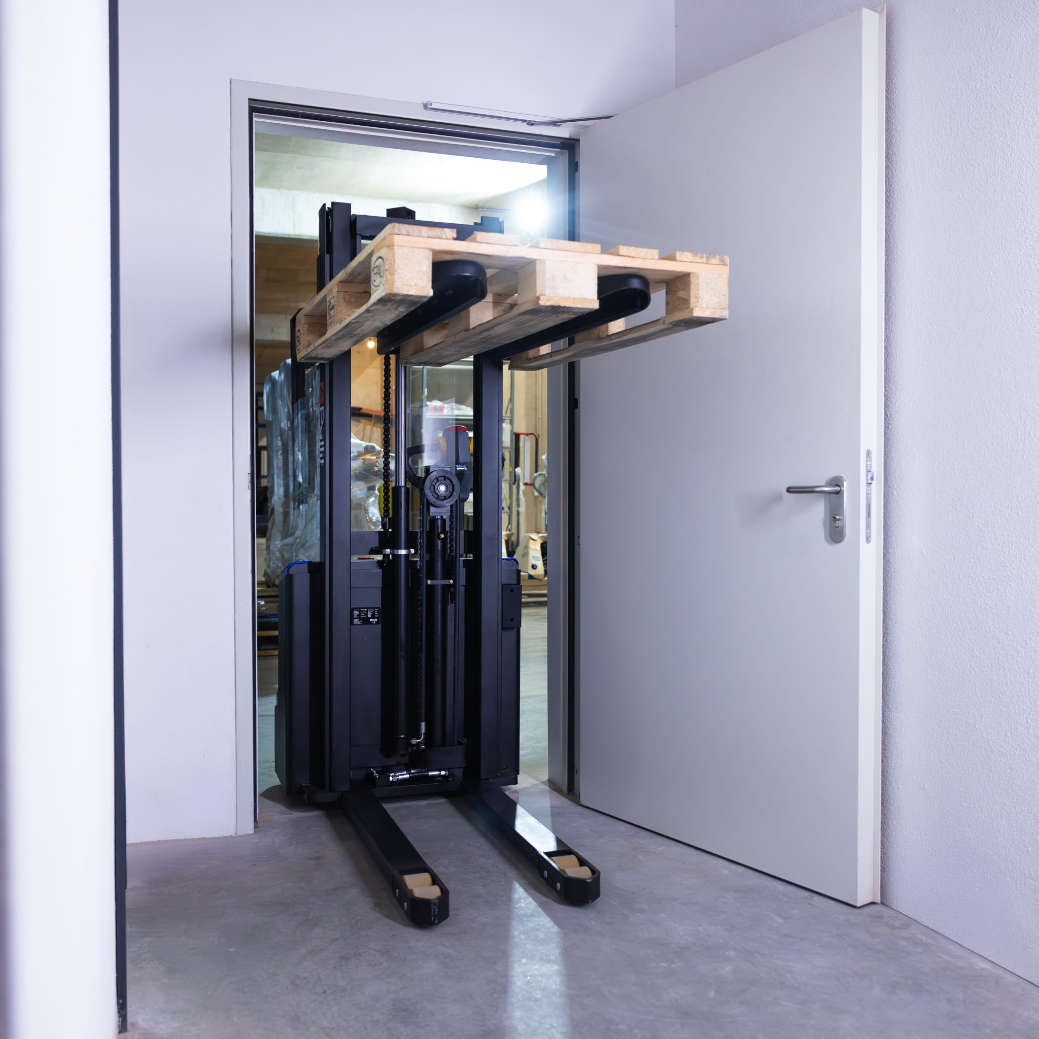 Meeloopstapelaar PRECISE met proportioneel heffen